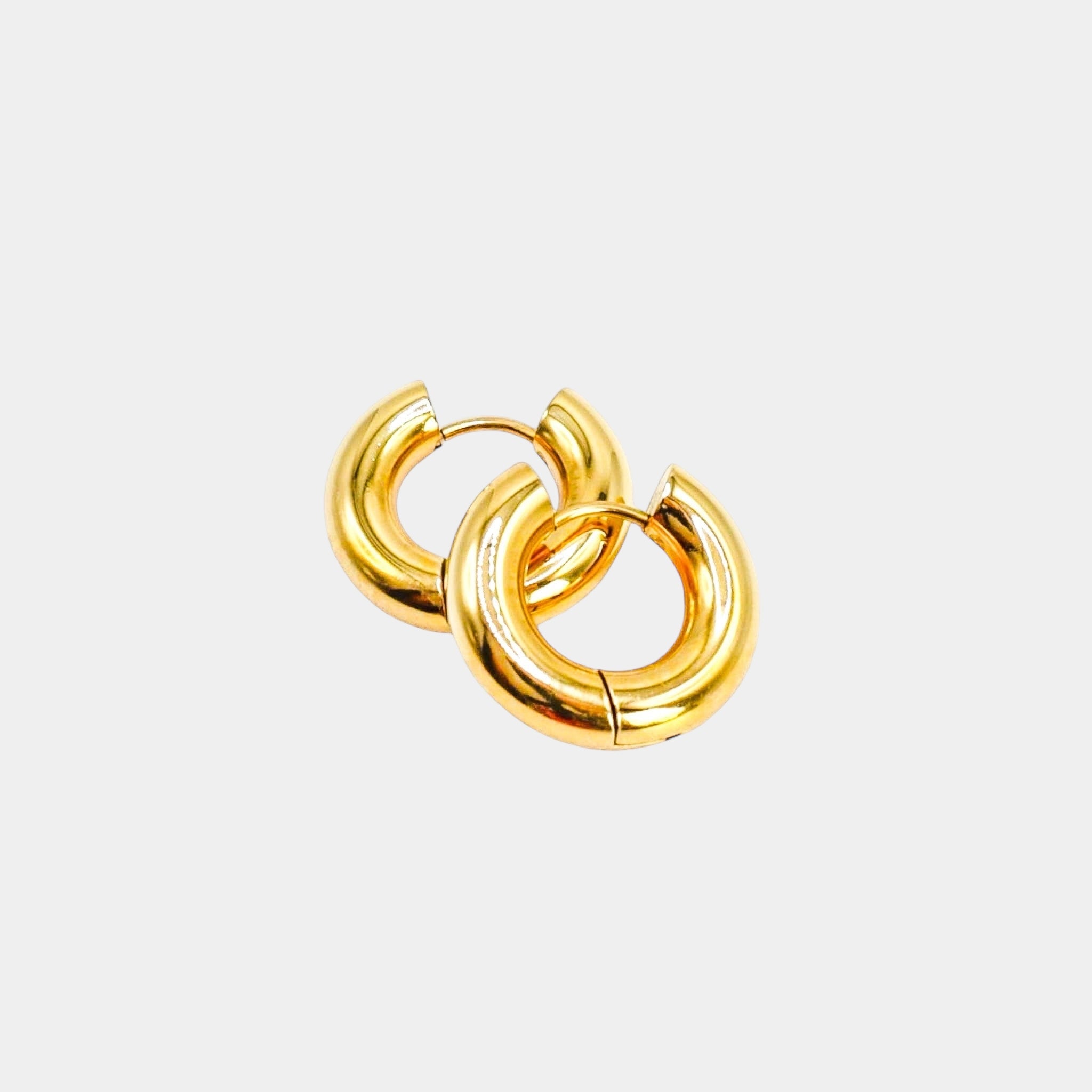 Chloe 2.1 cm gold hypoallergenic hoops cover photo 